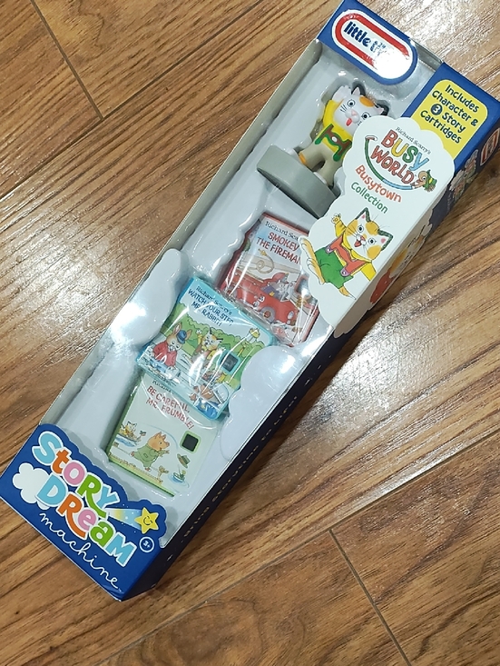 Little Tikes Other - Little Tikes Busy World Story Dream Machine - White and Multicolor